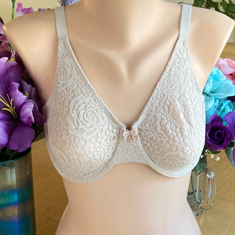 1122 Wacoal 36D Beige Halo Lace Molded Underwire Bra  J-Hook  #851205